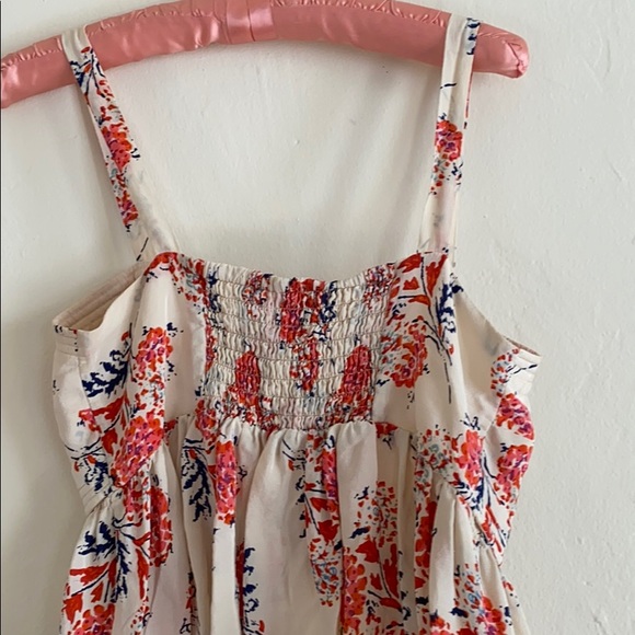 Floral flow top - Picture 4 of 5